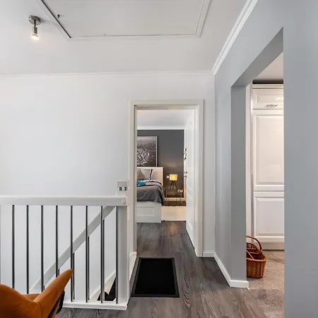 3-zimmer-wohnung Mit Balkon شقة *